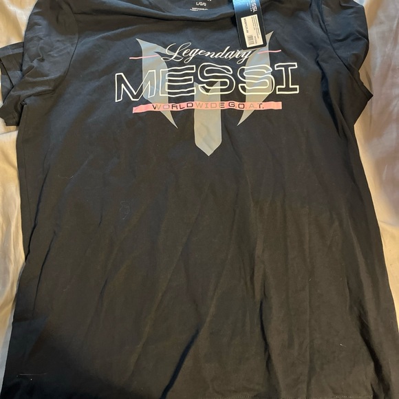 Legendary Messi Black Graphic Tee - Picture 1 of 3